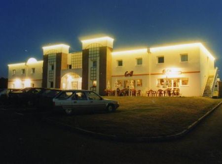Hotel Le Chavanon Мерлин Экстерьер фото