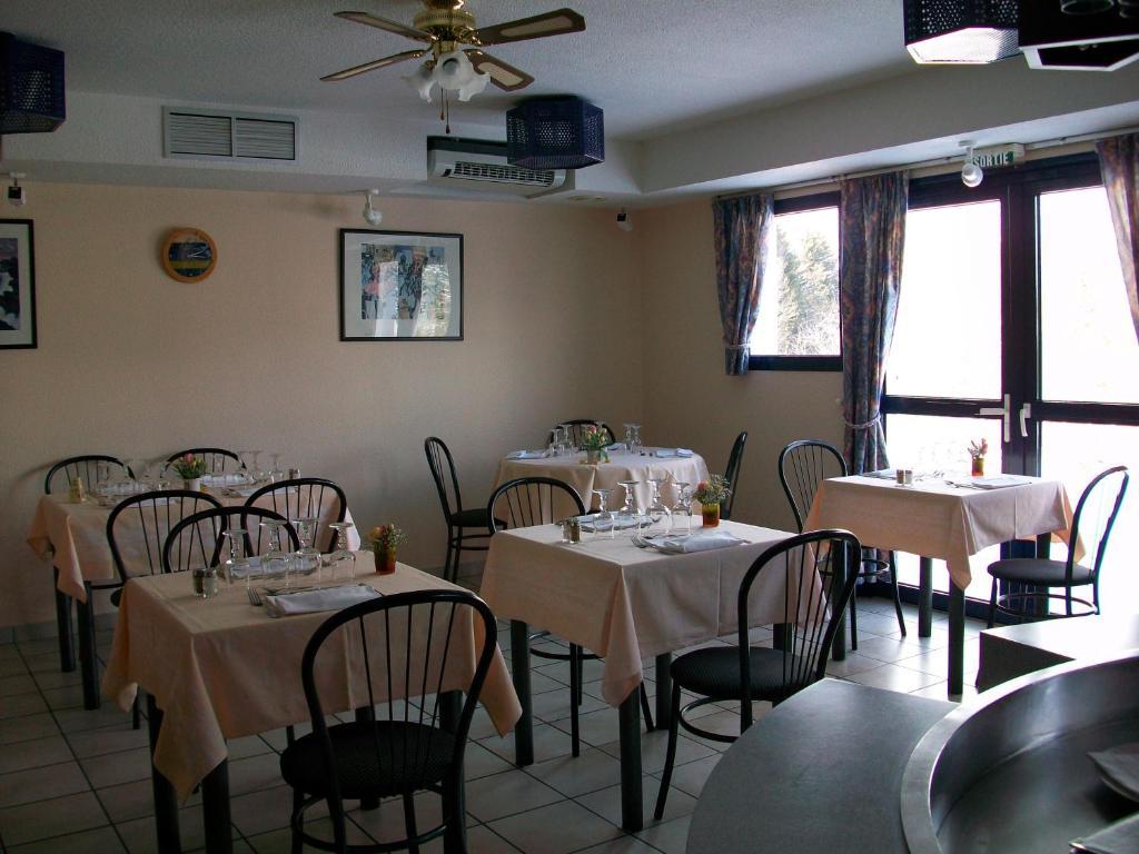 Hotel Le Chavanon Мерлин Экстерьер фото